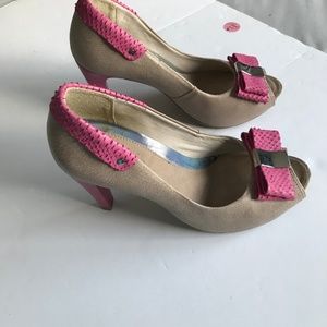 Ramarin open toe leather pumps Sz 7 (S-61)
